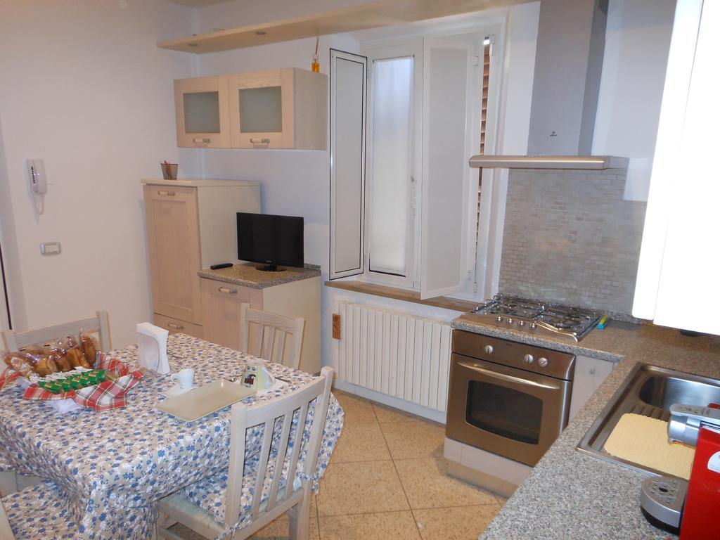 B&B La Luna Dal Borgo Jesi Extérieur photo