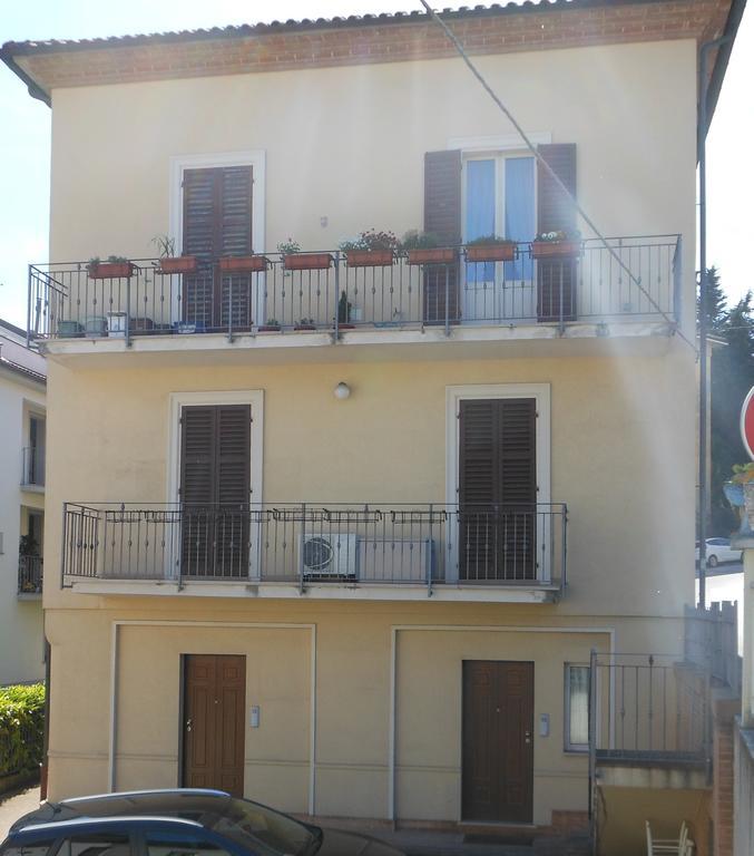 B&B La Luna Dal Borgo Jesi Chambre photo