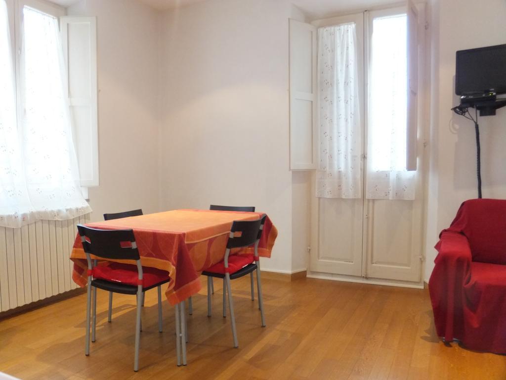 B&B La Luna Dal Borgo Jesi Chambre photo