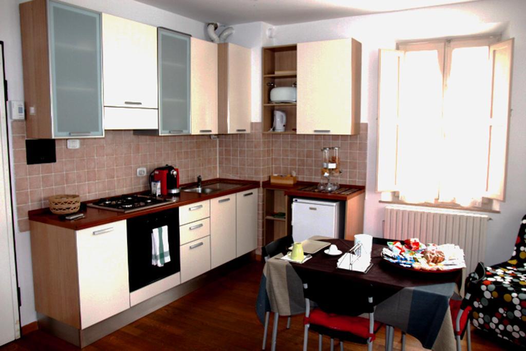 B&B La Luna Dal Borgo Jesi Extérieur photo